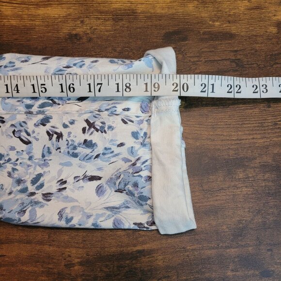 NYDJ Jeans Womens 8 P Floral Capri Mid Rise Cuffed Lift Tuck Tech Tummy Control - Picture 10 of 12